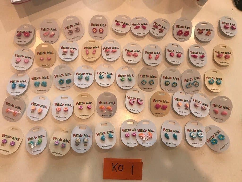 partij kinder oorbellen, Ophalen of Verzenden, Zo goed als nieuw, Overige kleuren, Overige materialen