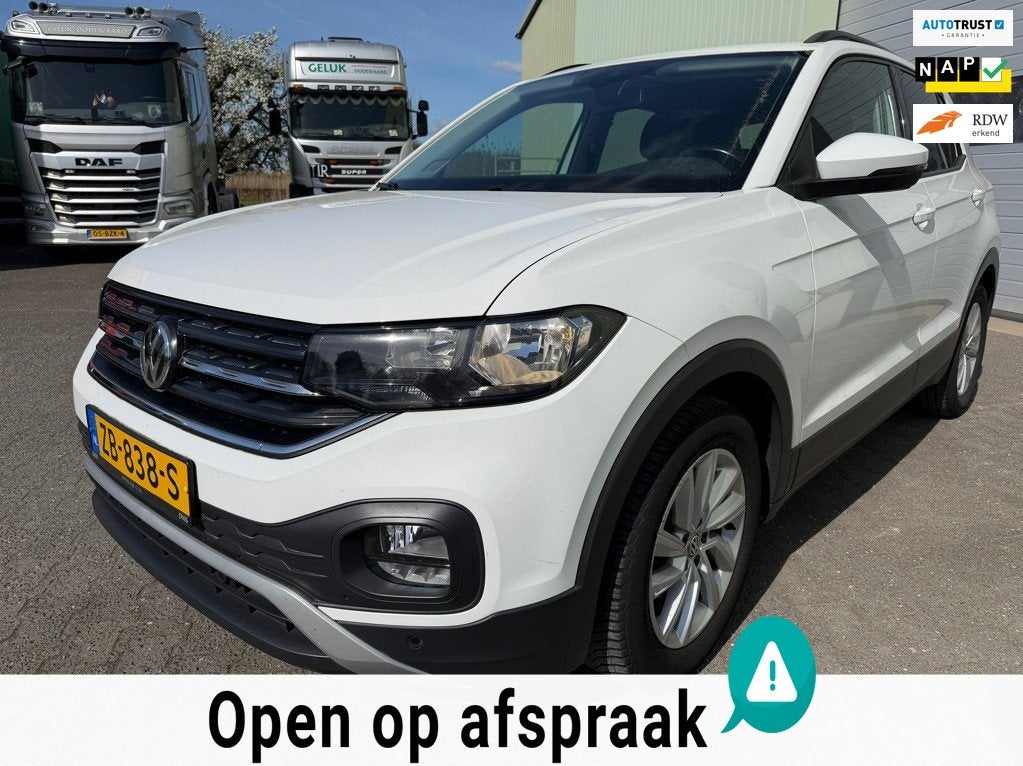Volkswagen T-Cross 1.0 TSI Life Trekhaak Airco, Voorwielaandrijving, Dealer onderhouden, 95 pk, 620 kg