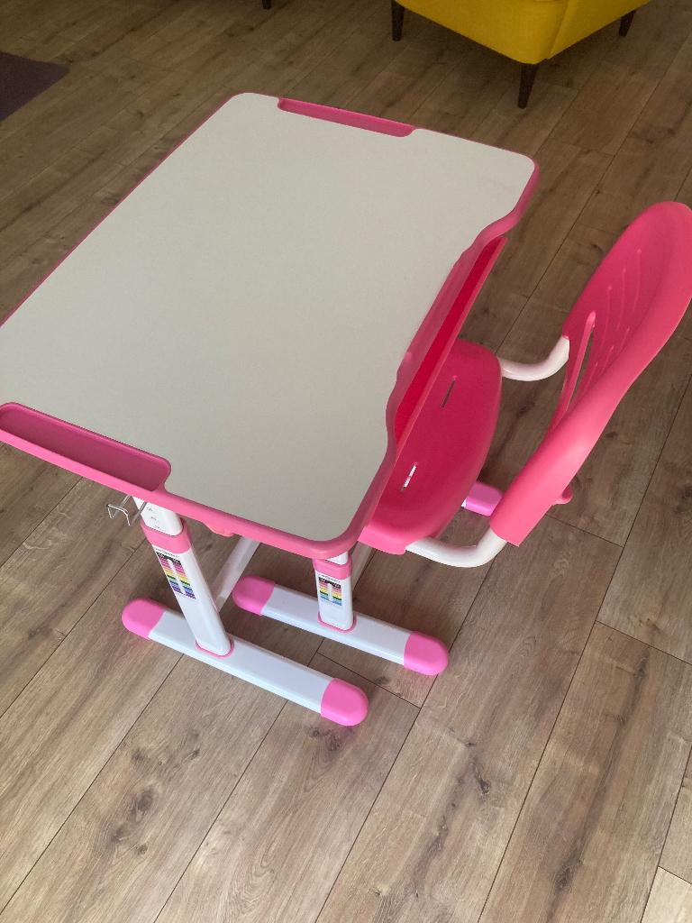 Kinderbureau en Stoelen set, Kinderen en Baby's, Kinderkamer | Tafels en Stoelen, Ophalen, Zo goed als nieuw, Tafel(s) en Stoel(en)