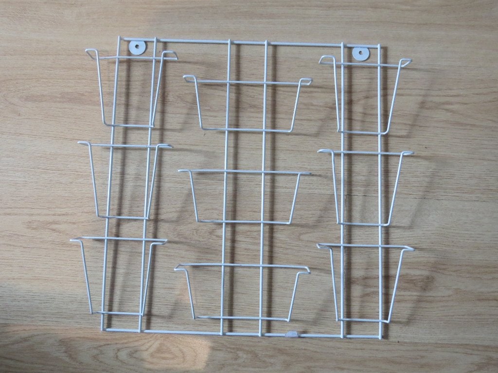 IJzeren wandrekje voor kaarten of folders, Ophalen, Gebruikt