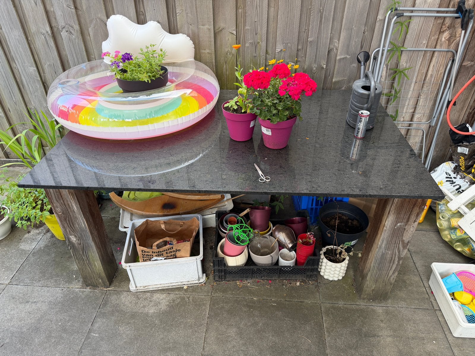 Granieten buiten tafel met Douglas onderstel, Ophalen, Gebruikt, Rechthoekig, Overige materialen