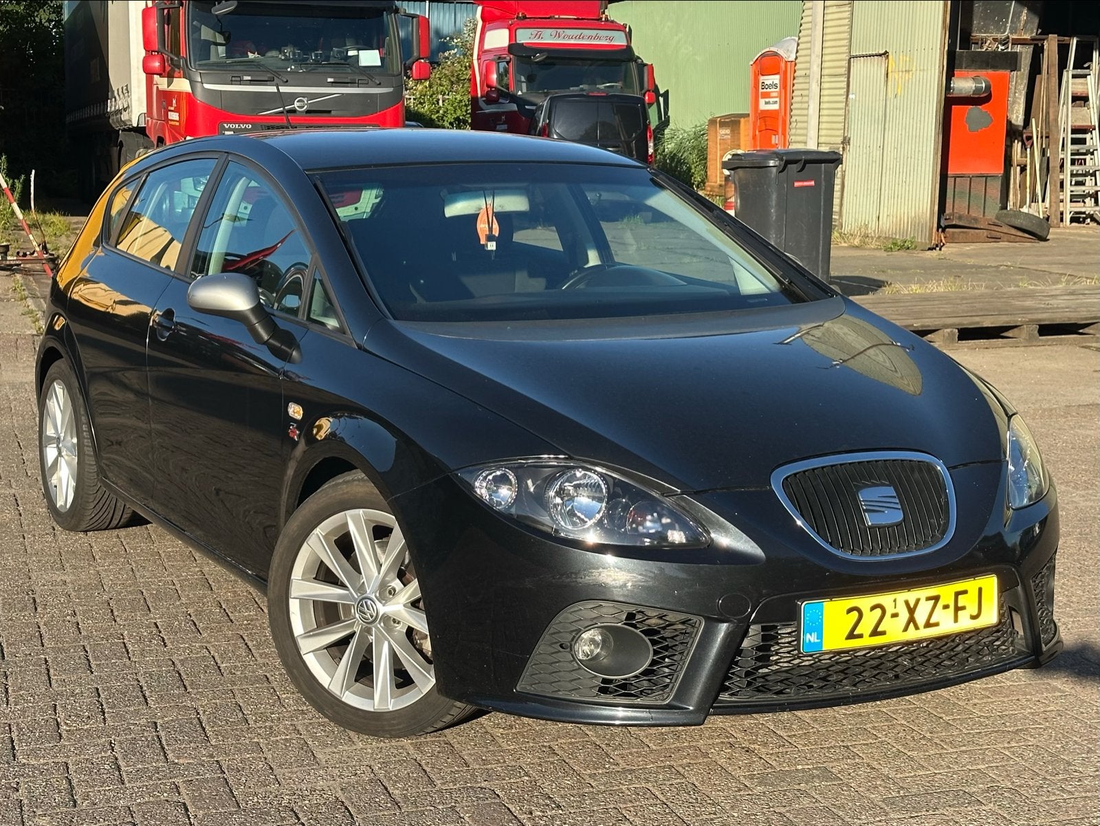 Seat Leon FR 2.0TFSI | 260 PK | 2007 | Zwart, Leon, Zwart, Origineel Nederlands, Handgeschakeld
