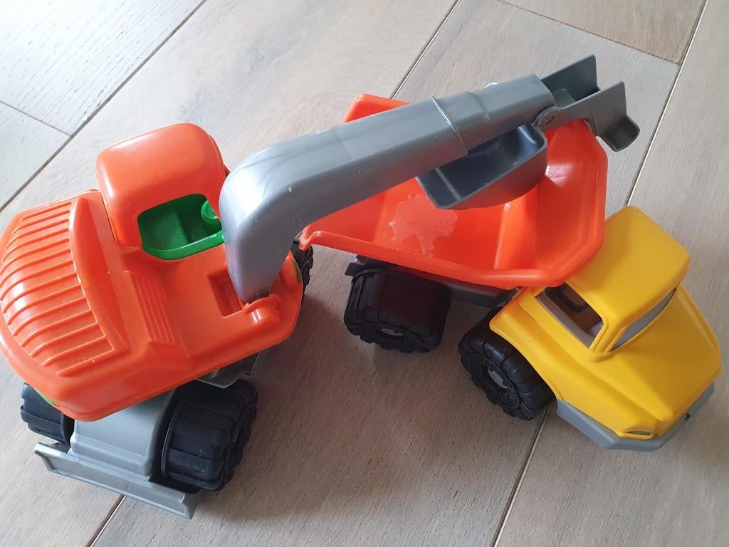 Speelgoed graafmachine en kiepwagen set strand en zandbak, Ophalen of Verzenden, Gebruikt