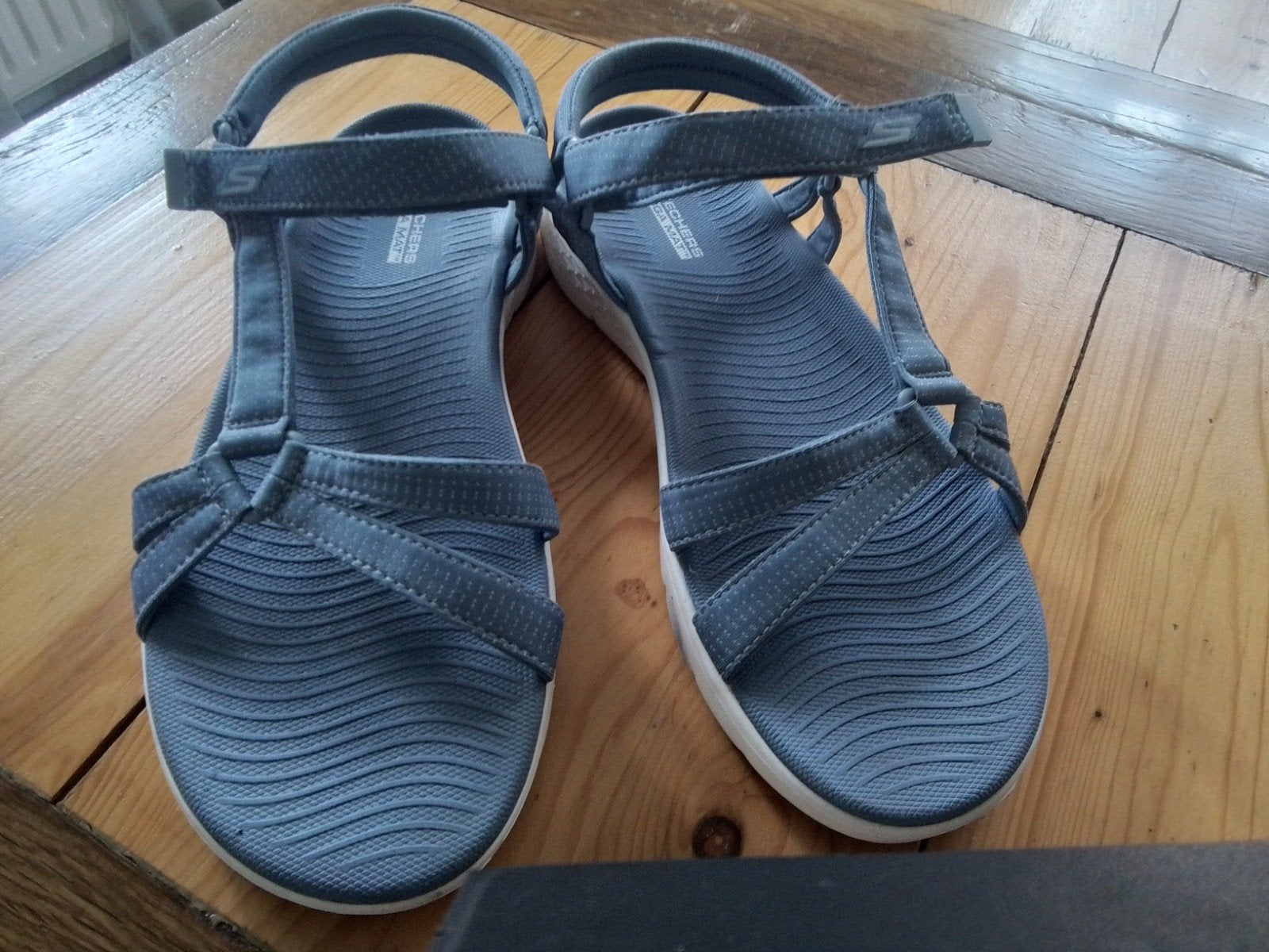 Dames sandalen skechers  maat 41/42, Ophalen of Verzenden, Zo goed als nieuw, Meisje, Schoentjes