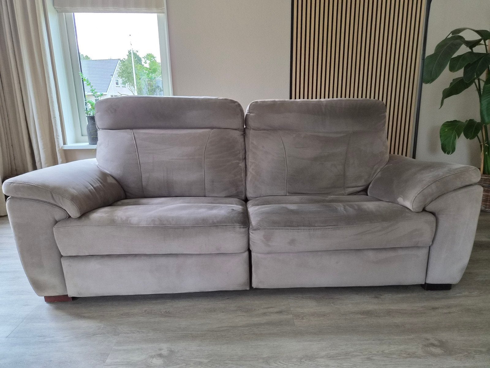 Comfortabele  elektr. 2-zitsbank met relaxfunctie van H&H, Huis en Inrichting, Gebruikt, Tweepersoons, 75 tot 100 cm, Ophalen of Verzenden