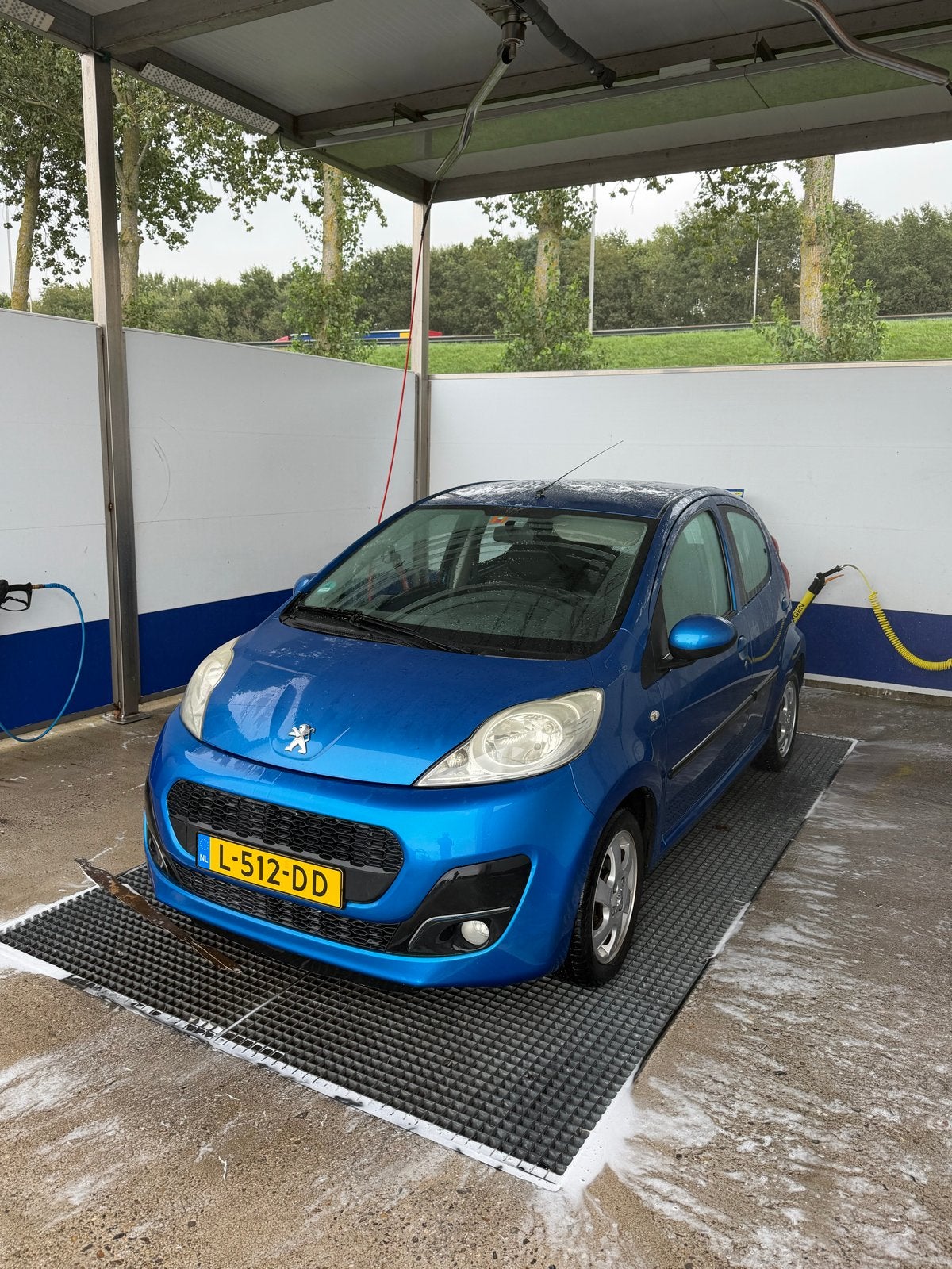 Peugeot 107 1.0 12V 5DR 2012 Blauw, Voorwielaandrijving, Dealer onderhouden, Stof, Zwart