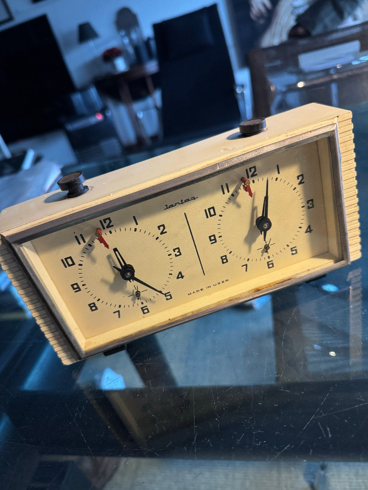 Vintage Schaakklok Jantar USSR - Werking Onbekend, Antiek en Kunst, Ophalen of Verzenden