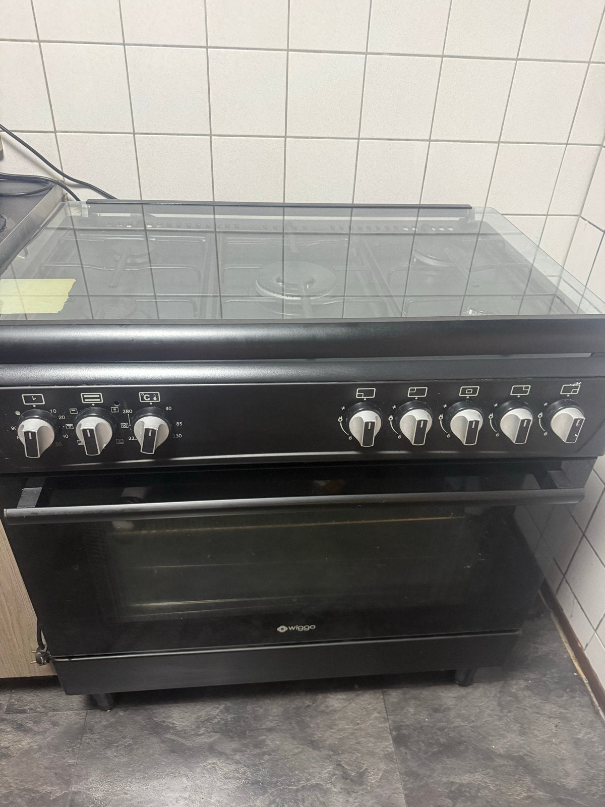 Wiggo Vrijstaand Gasfornuis met Oven - Zwart, Ophalen, 60 cm of meer, 4 kookzones, Zo goed als nieuw