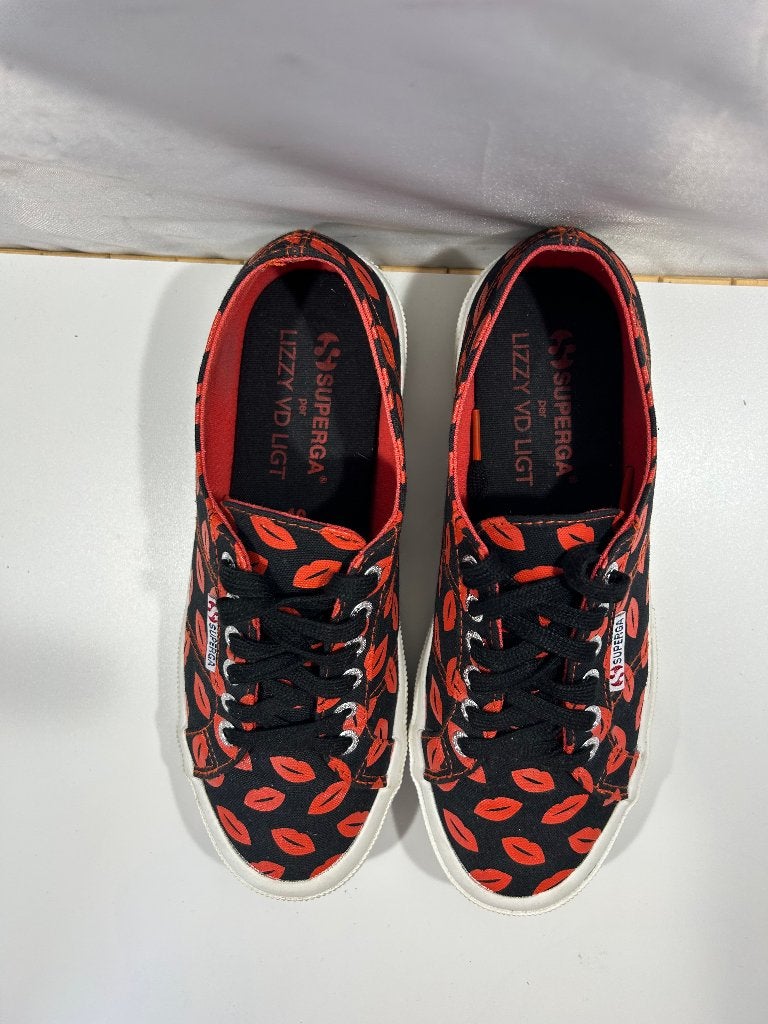 Superga, maat 40 sneakers met #hartjes, Verzenden, Superga, Rood, Sneakers of Gympen