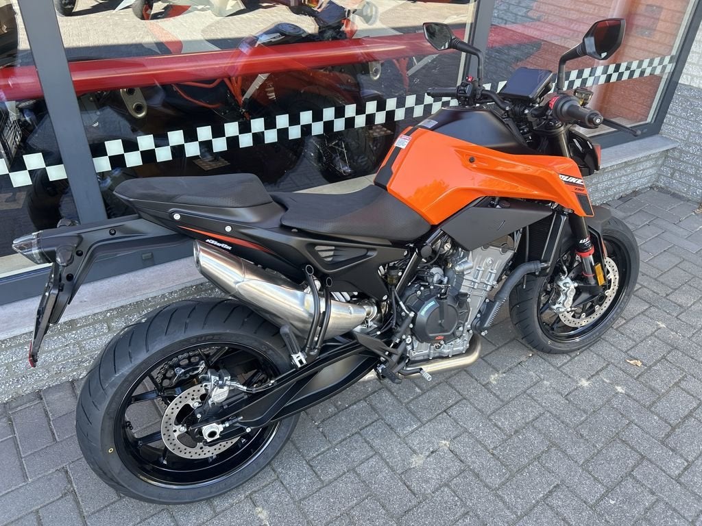 KTM 790 DUKE 2026, Bedrijf, Naked bike