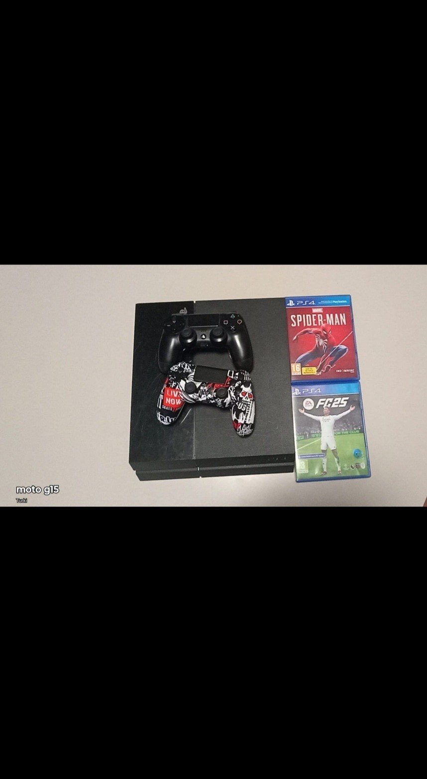 Playstation 4, Ophalen, Met games, Met 2 controllers, Zo goed als nieuw