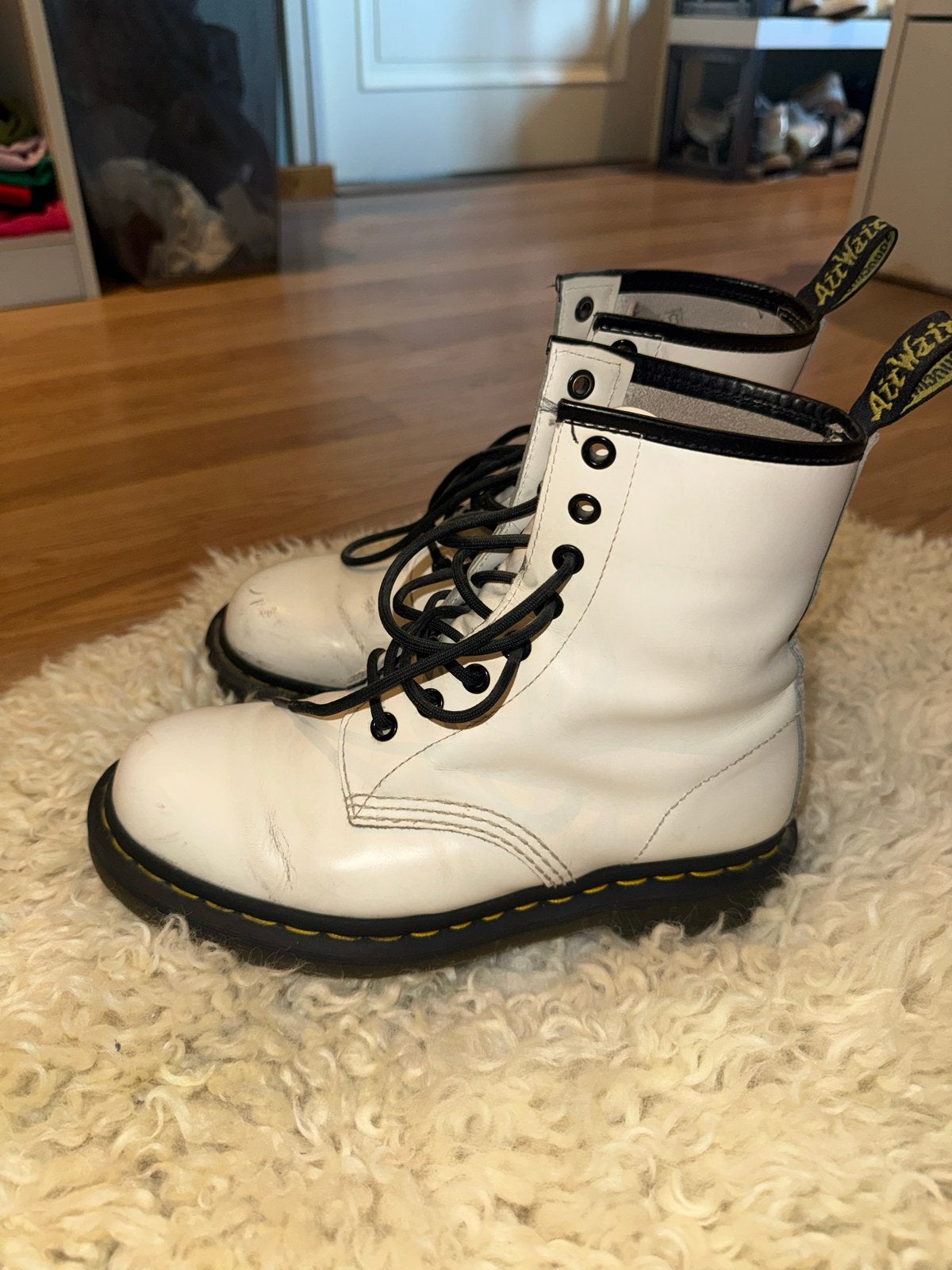 Dr. Martens 1460 Smooth White Laarzen - Maat 37, Ophalen of Verzenden, Gedragen, Wit, Lage of Enkellaarzen