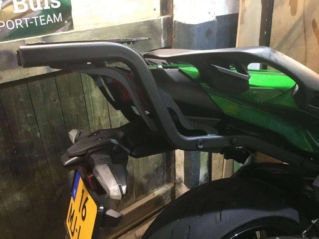 Bagagerek voor Kawasaki H2 SX - Givi 4123KIT, Ophalen of Verzenden, Gebruikt