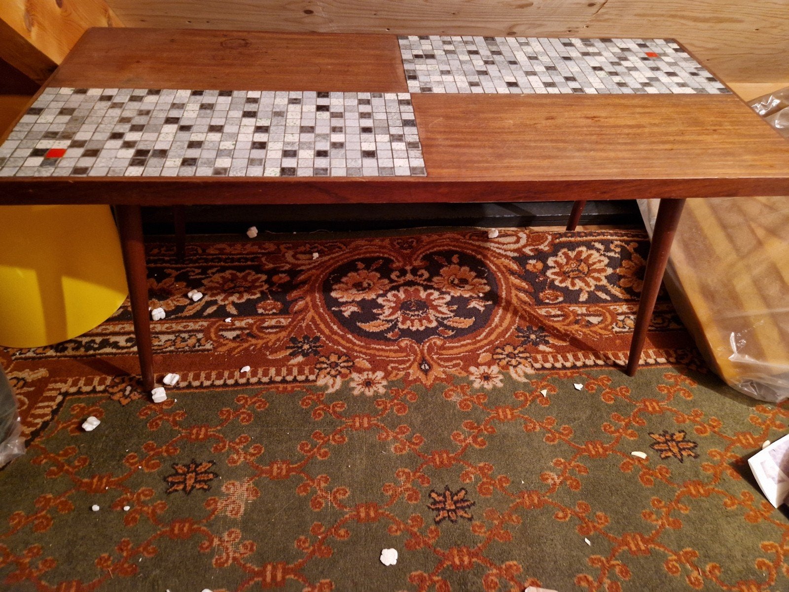 Retro, vintage tafeltje, Minder dan 55 cm, Hout, Ophalen, 45 tot 60 cm