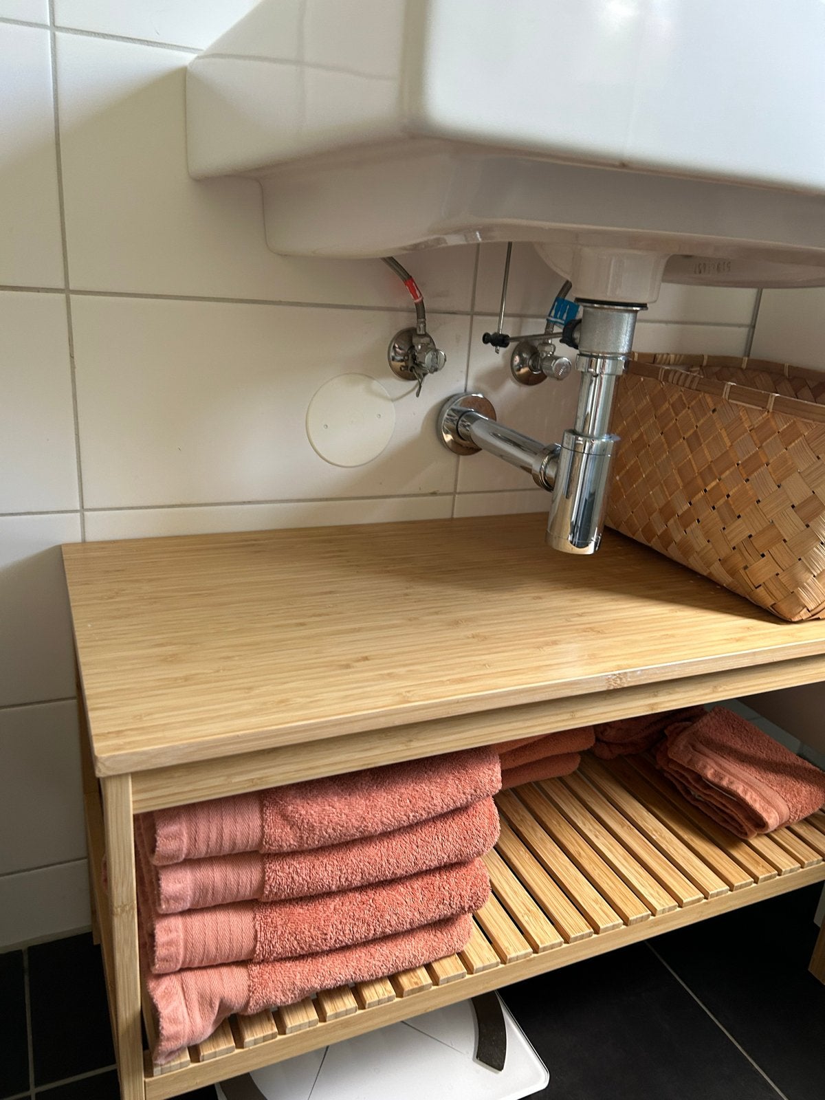 Bamboe badkamerrekje / opbergrekje IKEA, Ophalen, Overige typen, 50 tot 100 cm, Zo goed als nieuw