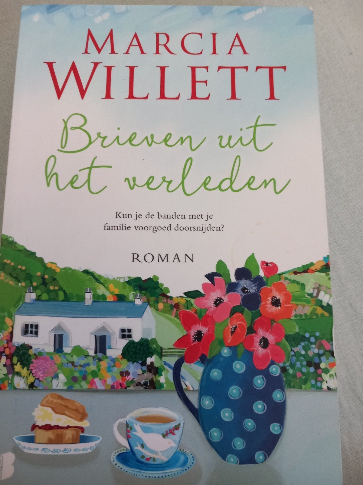 Marcia Willett - Brieven uit het verleden, Ophalen of Verzenden, Zo goed als nieuw, Marcia Willett