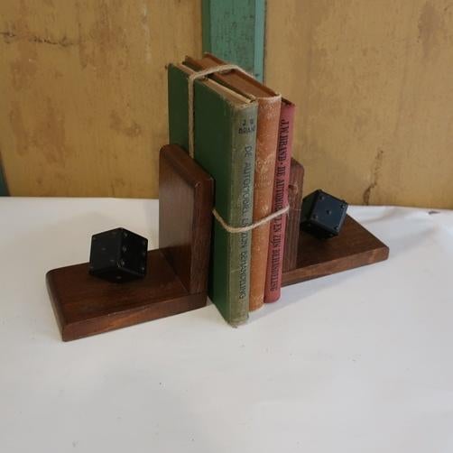 Boekensteun set hout met dobbelstenen SET PRIJS, Verzamelen, Retro, Ophalen of Verzenden, Huis en Inrichting