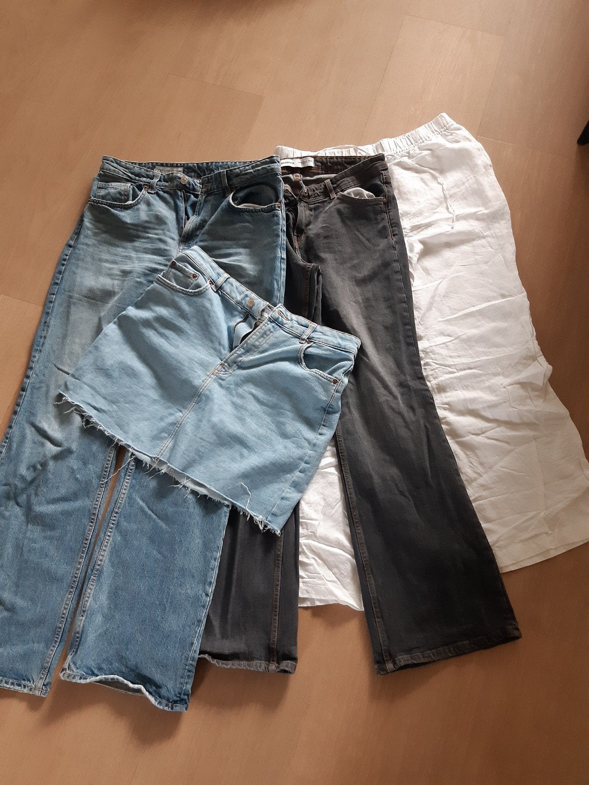 Diverse broeken plus rokje, Ophalen of Verzenden, Zo goed als nieuw, Maat 38/40 (M)