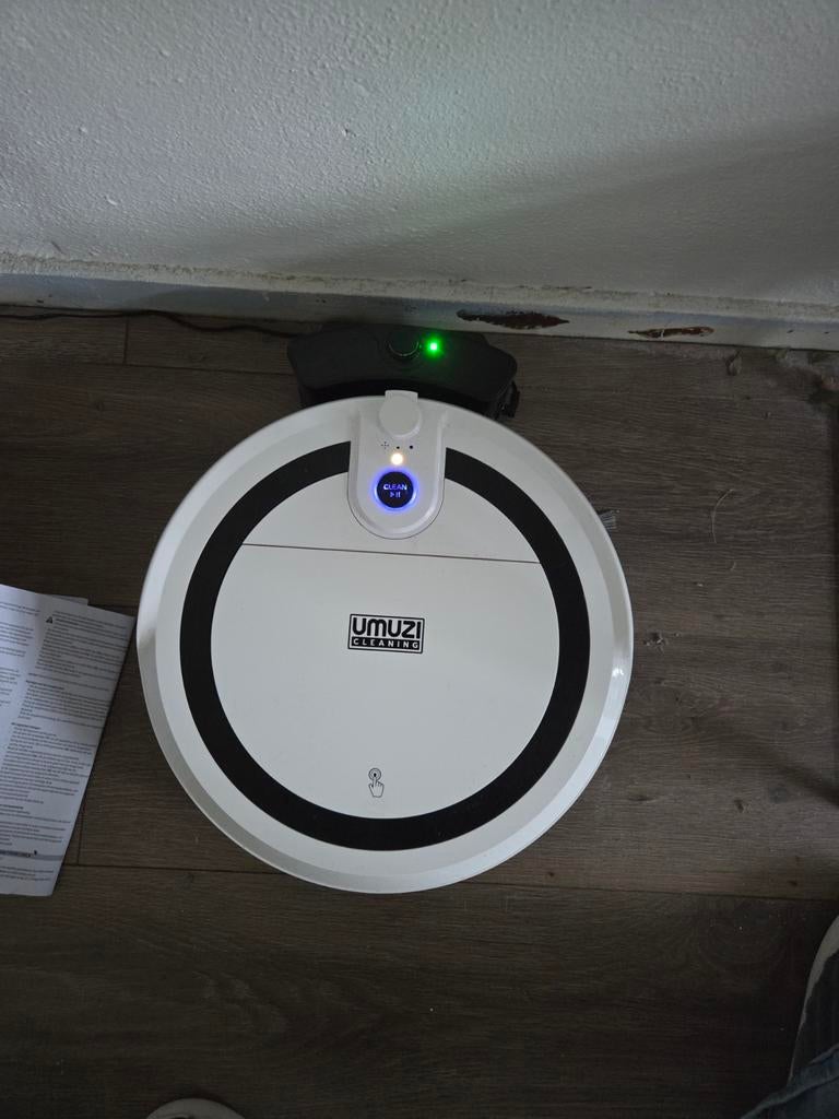 !! Verkocht !! Robot stofzuiger, Witgoed en Apparatuur, Ophalen, Zo goed als nieuw, Robotstofzuiger