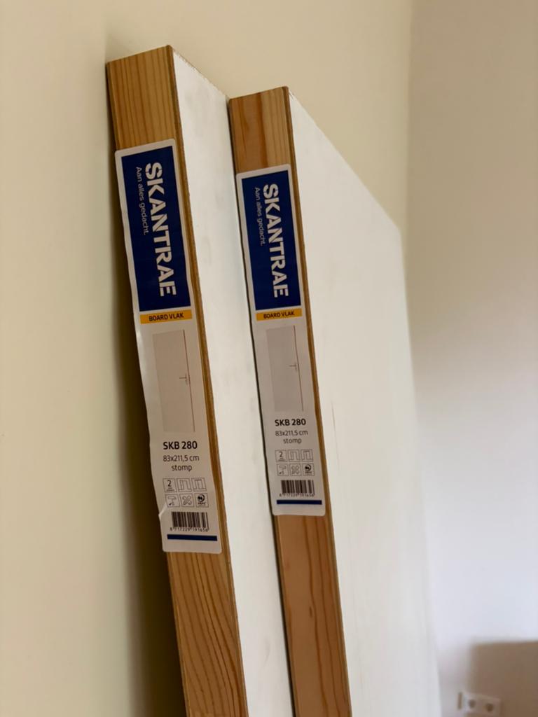 Skantrae SKB280 deuren 83x211,5 (nog 1 deur beschikbaar), Doe-het-zelf en Verbouw, Deuren en Horren, Ophalen, Binnendeur, 200 tot 215 cm