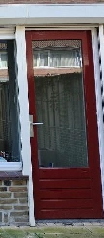 Te koop een buitendeur, Ophalen, Hout, 75 tot 150 cm, Deurkozijn