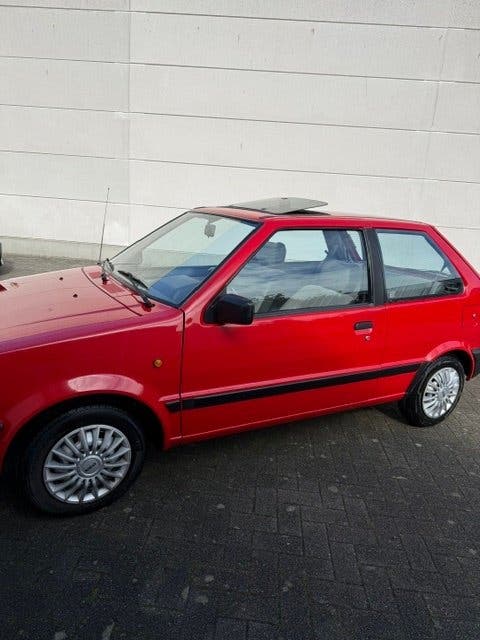 Nissan Micra oldtimer, foto 2