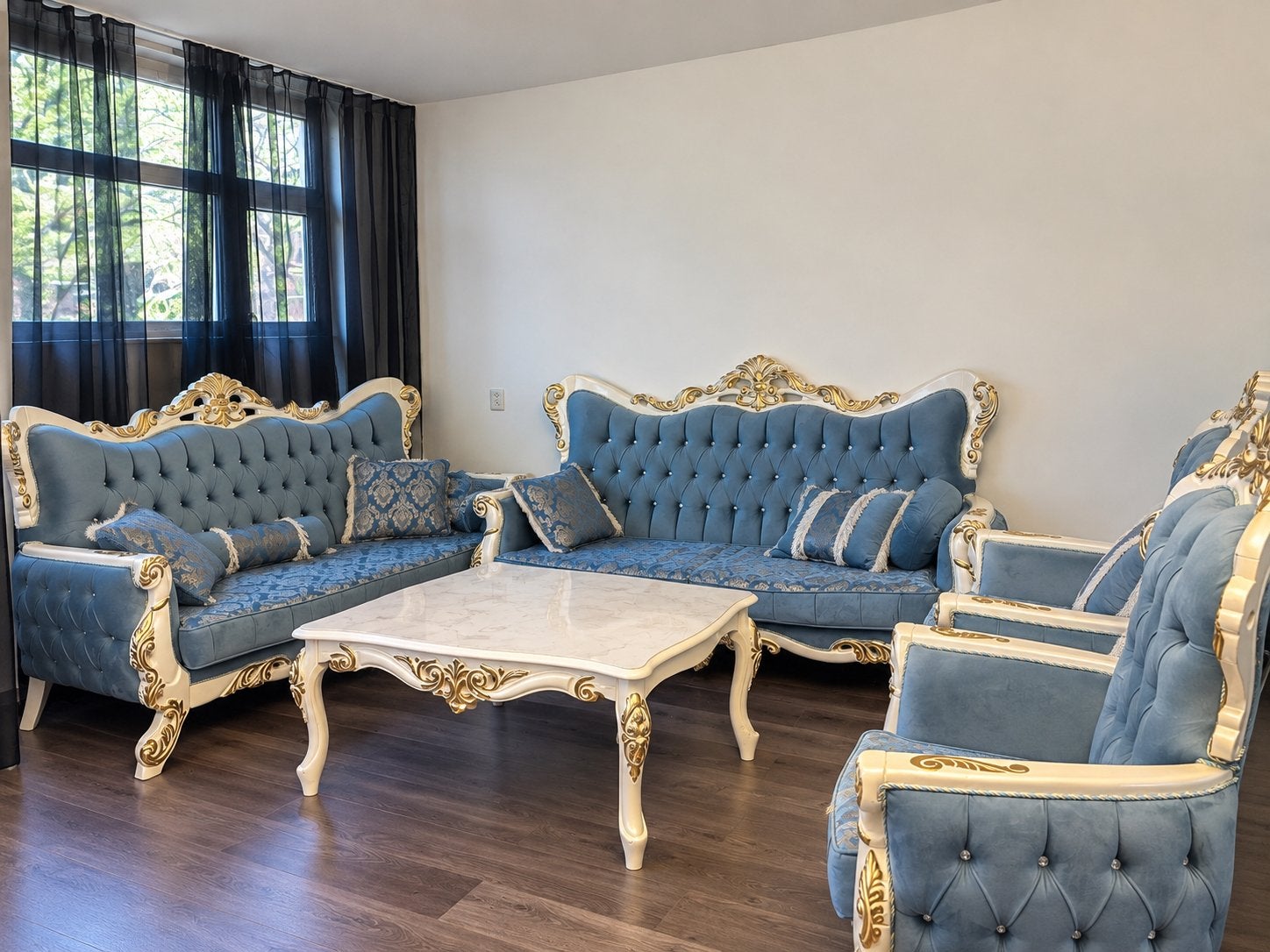 Luxe Barok Stijl Bankstel - Blauw met Goudkleurige Details, Huis en Inrichting, Ophalen, Gebruikt, 75 tot 100 cm, Rechte bank