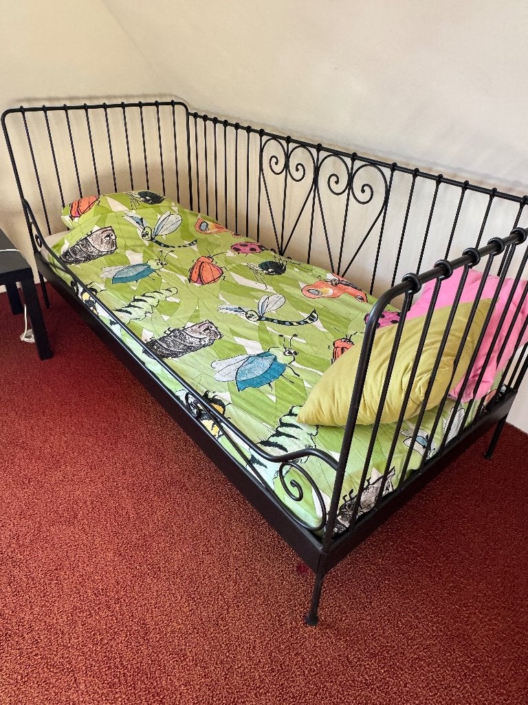 Bed metalen frame (2 stuks), Huis en Inrichting, Slaapkamer | Bedden, Ophalen, Gebruikt, 90 cm, Eenpersoons