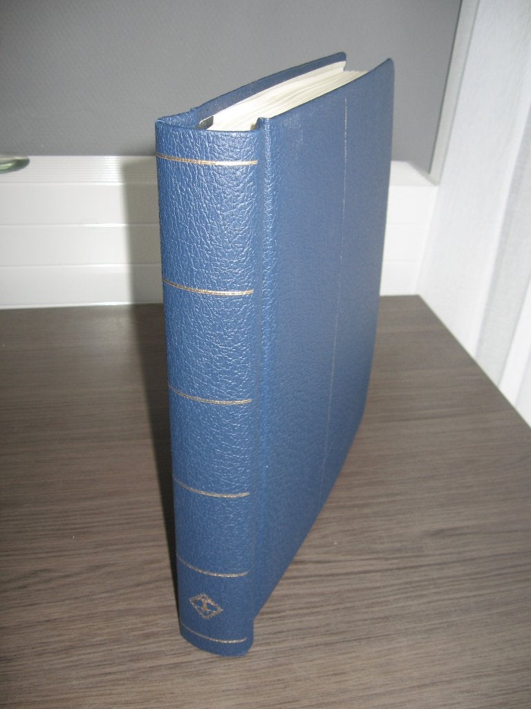 Leuchtturm album Oostenrijk 1962 t/m 1990. Leeg., Postzegels en Munten, Postzegels | Toebehoren, Ophalen of Verzenden, Verzamelalbum