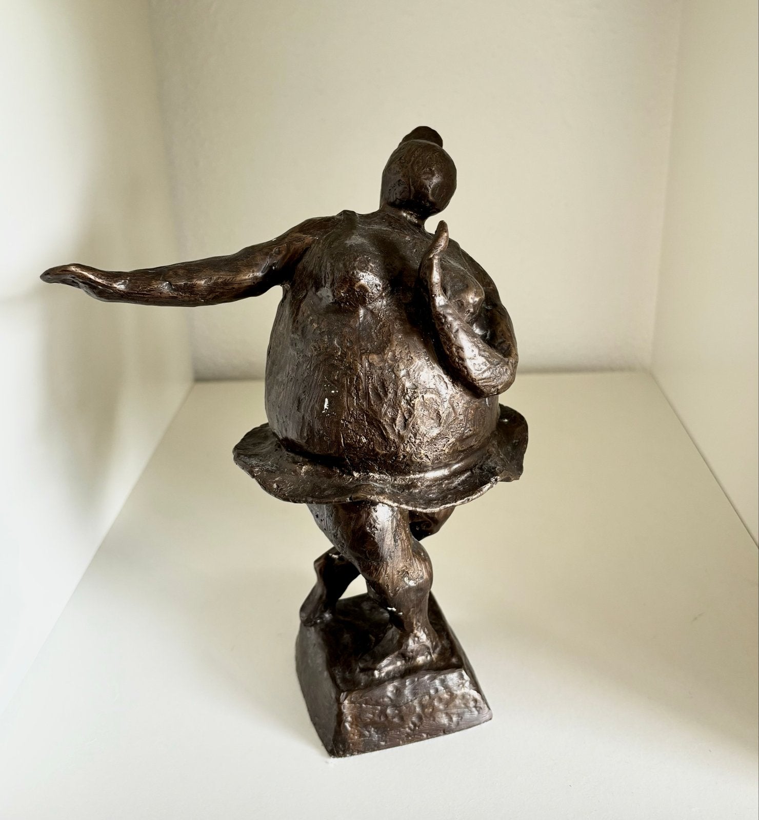 Bronzen Ballerina Beeld uit de Lumière Collectie, Minder dan 20 cm, Ophalen of Verzenden, Beeld, Bruin
