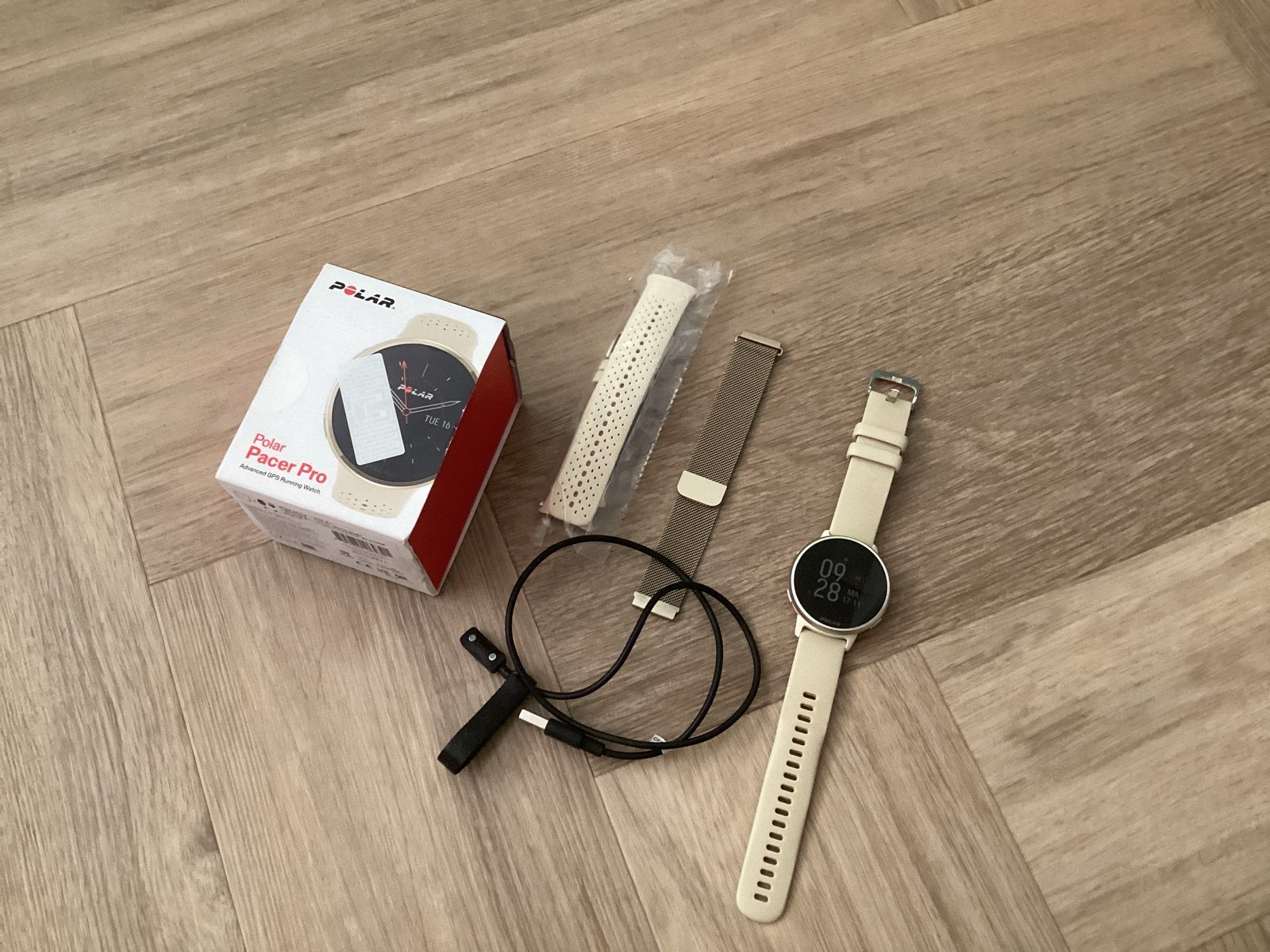 Polar Pacer Pro met extra bandjes - Gold Dust, Afstand, Wit, Ophalen of Verzenden, Zo goed als nieuw