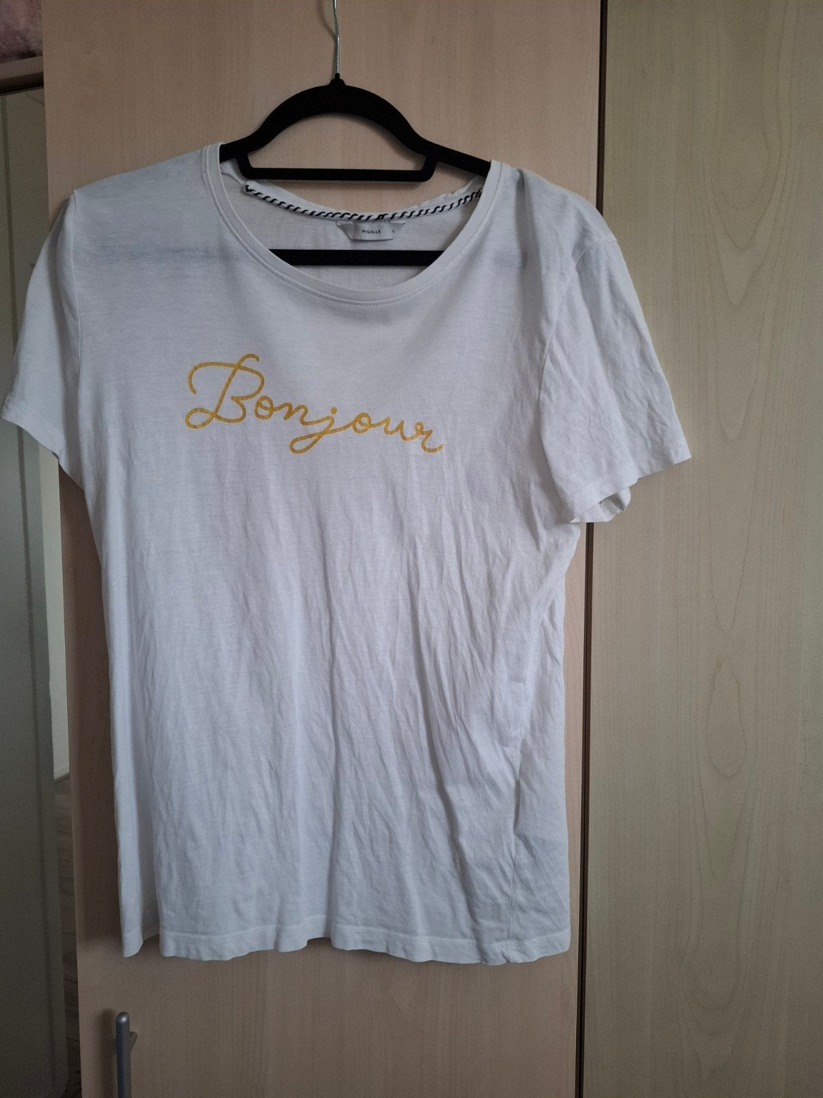 Wit Pigalle T-shirt met 'Bonjour' opdruk, maat L, Wit, Maat 42/44 (L), Pigalle, Ophalen of Verzenden