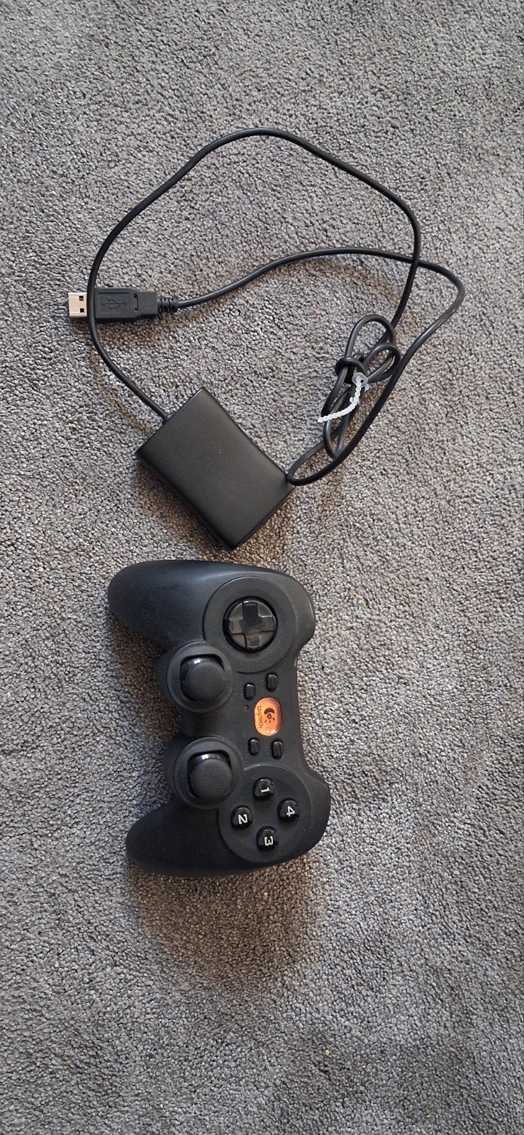 Logitech F310 Gamepad - Bedrade Controller voor PC, Ophalen of Verzenden, Overige merken, Gebruikt