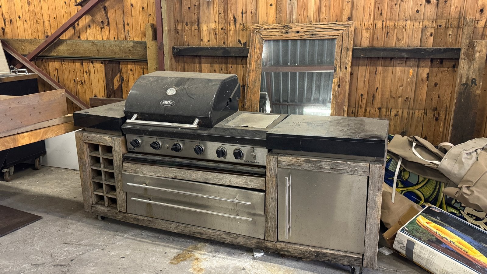 Buitenkeuken met boretti gasbarbecue, Ophalen, Gebruikt, Gas, Vrijstaand
