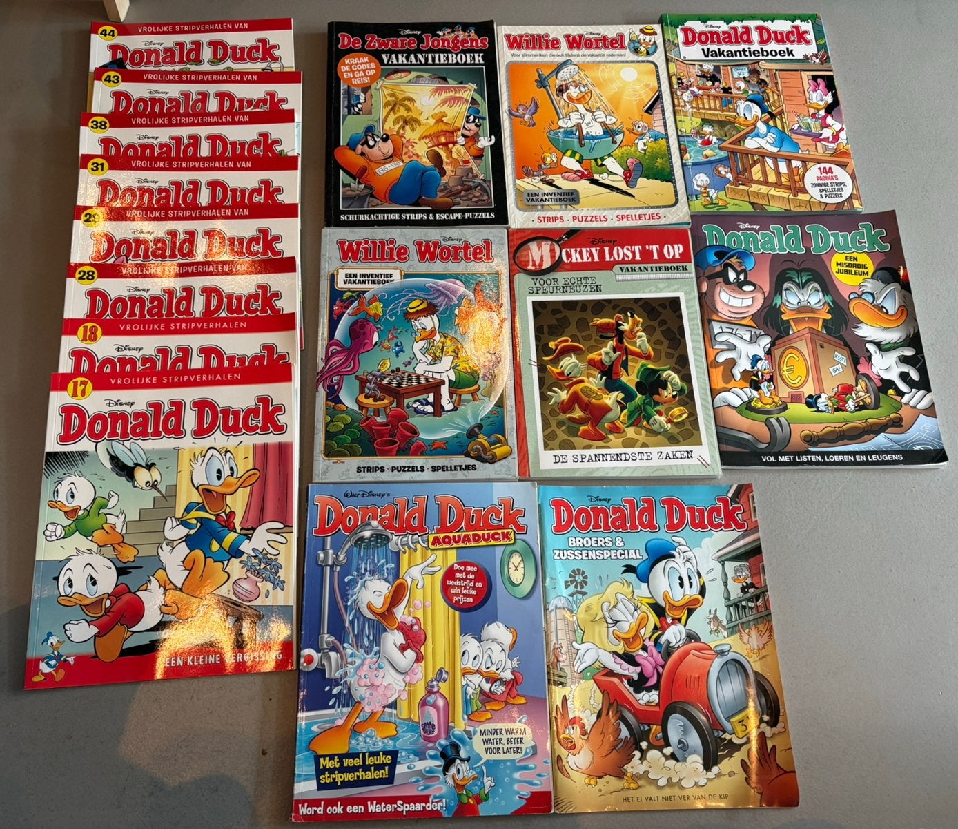 Donald Ducks 16stuks, veel uit 2026!, Meerdere comics, Ophalen, Zo goed als nieuw, Europa