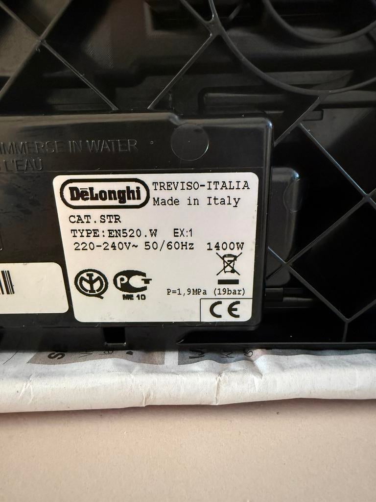 Nespresso delonghi en520, Ophalen, Koffiepads en cups, Gebruikt, Koffiemachine