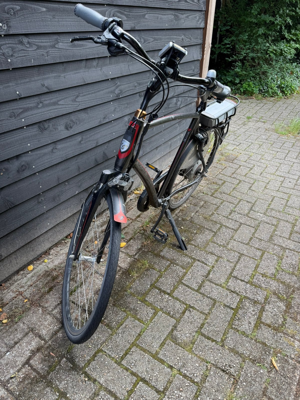 Batavus electrische herenfiets (defect in ondersteuning), Fietsen en Brommers, Elektrische fietsen, Ophalen, Gebruikt, Minder dan 30 km per accu