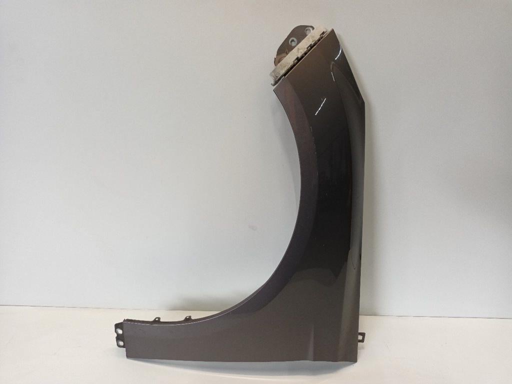 Spatbord links voor Ford Focus, Onderdelen@venauto.nl, Van der Ven Autorecycling B.V., Gebruikt, Ettenseweg 76, 4706 PB Roosendaal, The Netherlands