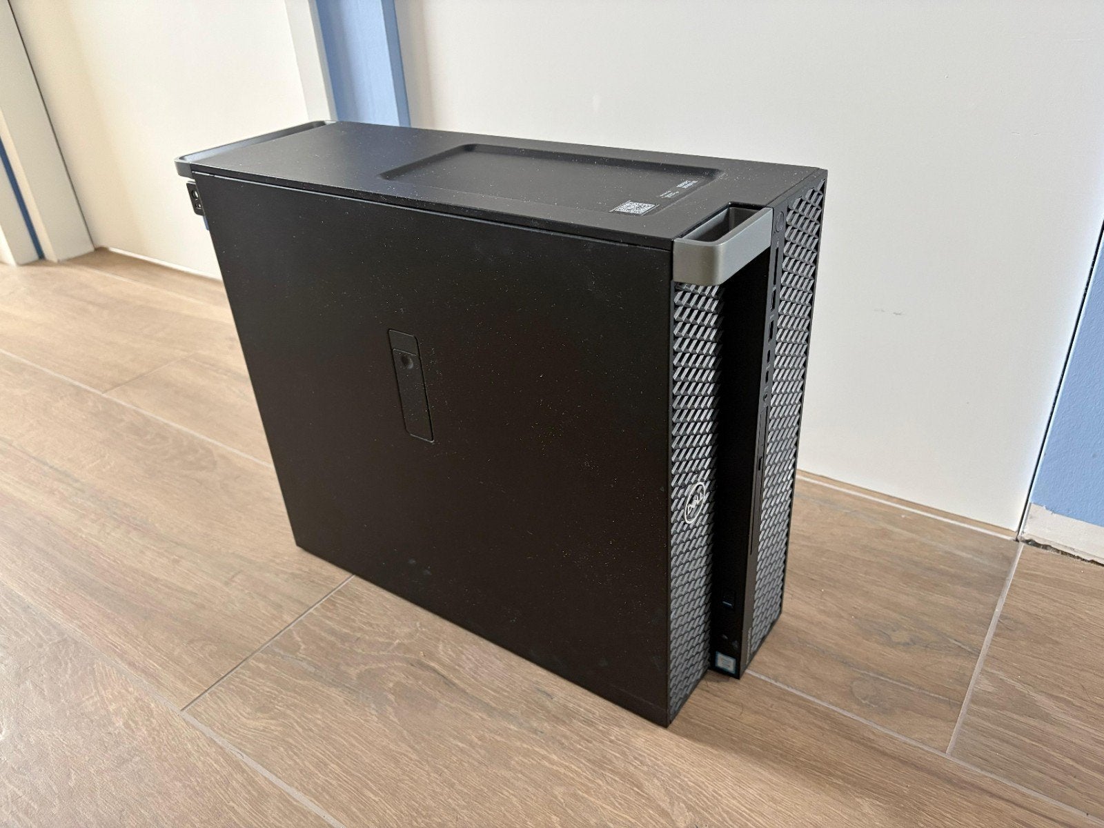 Dell Precision 5820 Tower desktop, Computers en Software, Desktop Pc's, Gebruikt, Intel Xeon, Ophalen of Verzenden, Dell