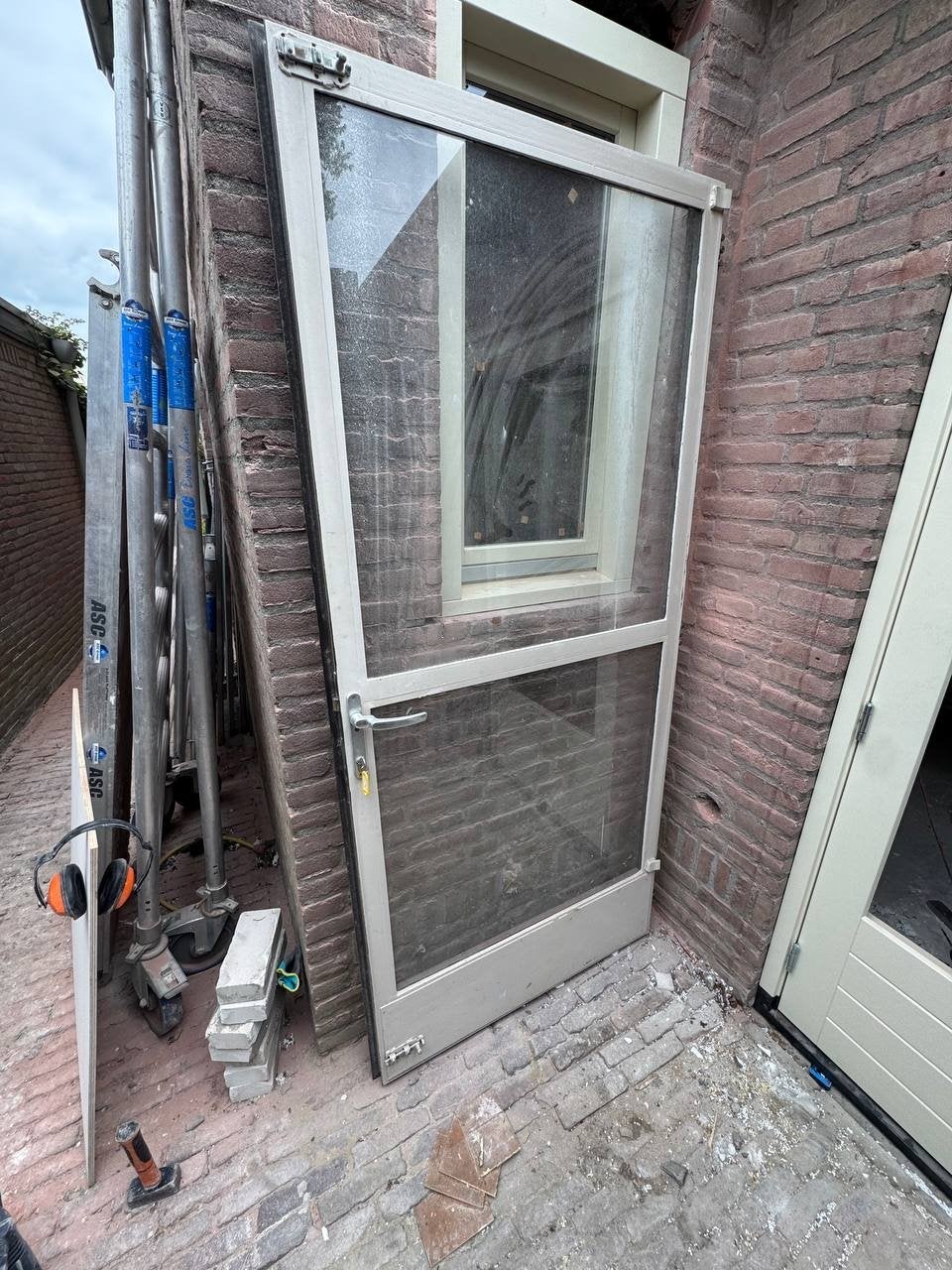 Gebruikte staleb Buitendeur met Glas en Kozijn, Ophalen, Gebruikt, 80 tot 100 cm, 200 tot 215 cm