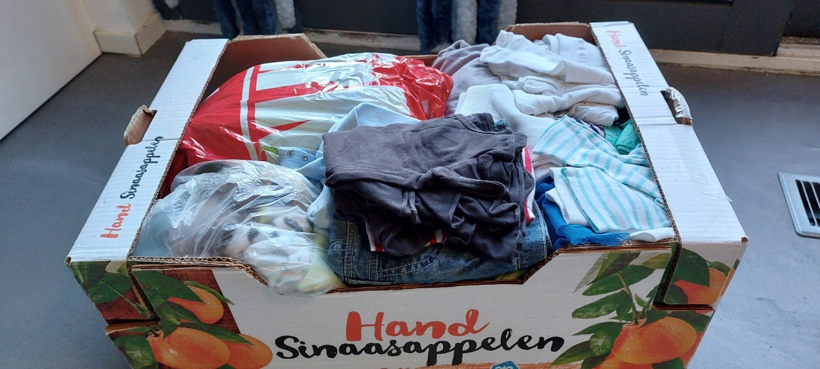 Kleertjes baby samen €25, Ophalen of Verzenden, Gebruikt