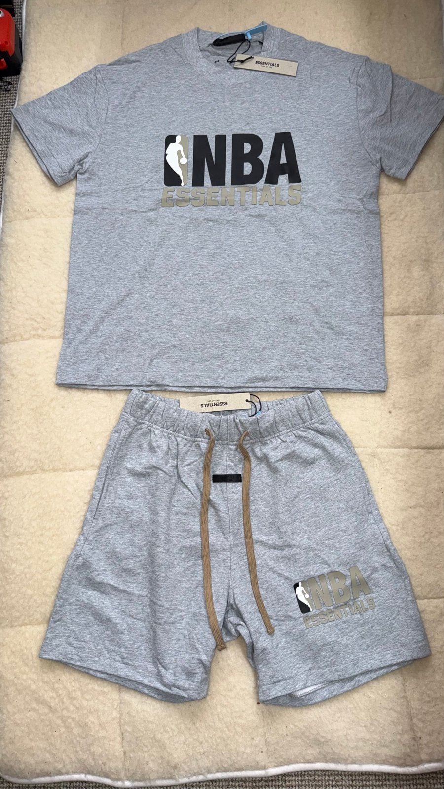 NBA Essentials T-shirt en korte broek set maat M, Ophalen of Verzenden, Nieuw