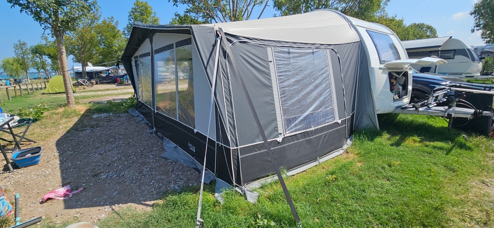 Ventura Pacific D300 G19 voortent uit 2020, Ophalen