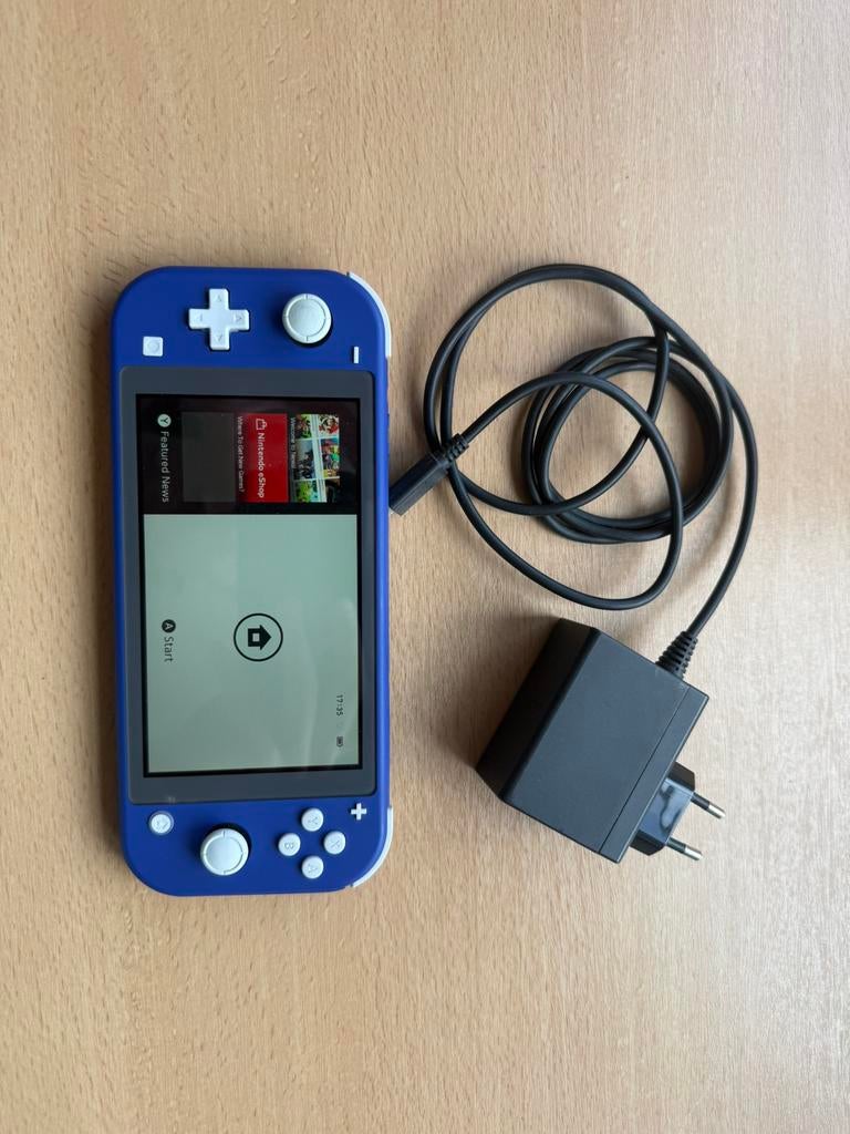 Nintendo Switch Lite Blauw 32Gb, Spelcomputers en Games, Spelcomputers | Nintendo Switch Lite, Ophalen of Verzenden, Turquoise