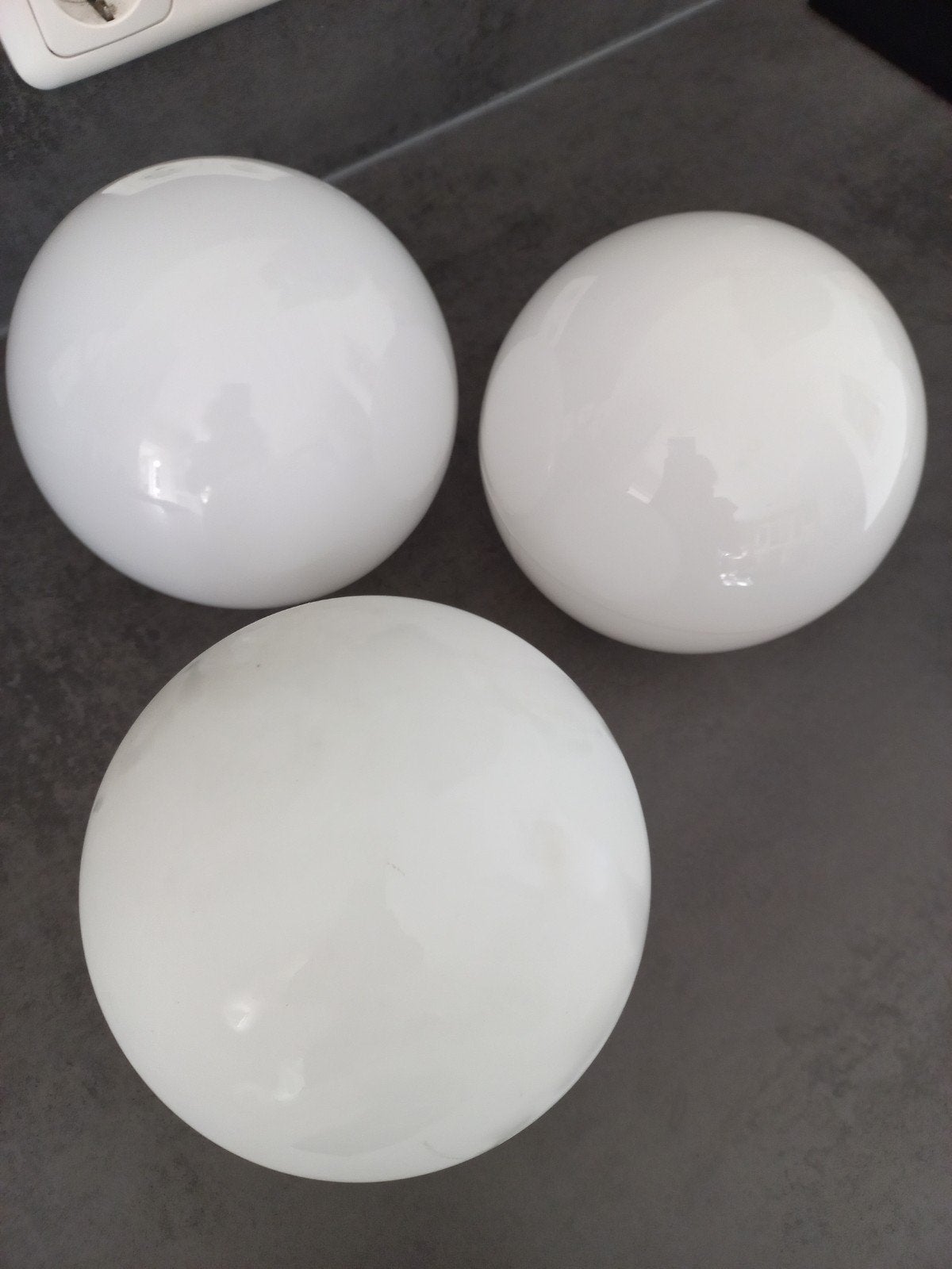 lampen bollen voor de schuur., Ophalen