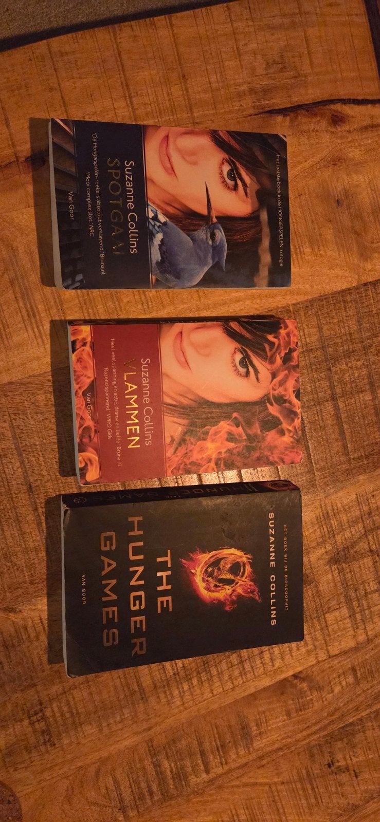 De Hongerspelen Trilogie - Suzanne Collins, Ophalen of Verzenden, Gelezen, Suzanne Collins