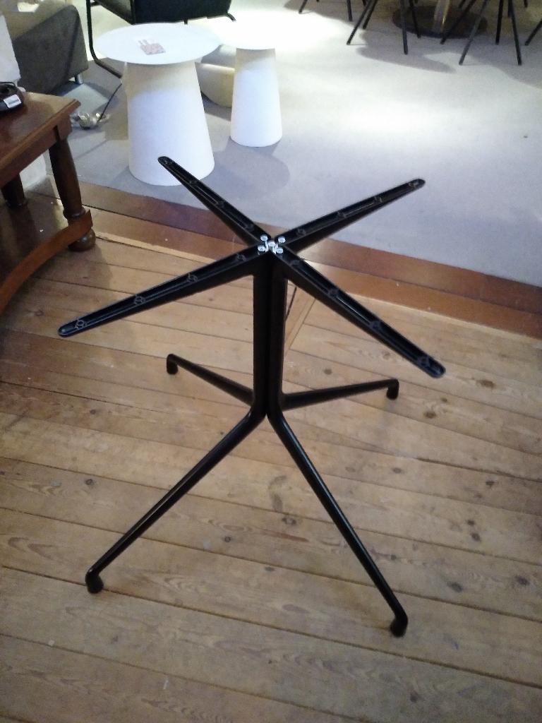 Hay tafelpoot ( geen tafelblad), 50 tot 100 cm, 100 tot 150 cm, Design, Rond