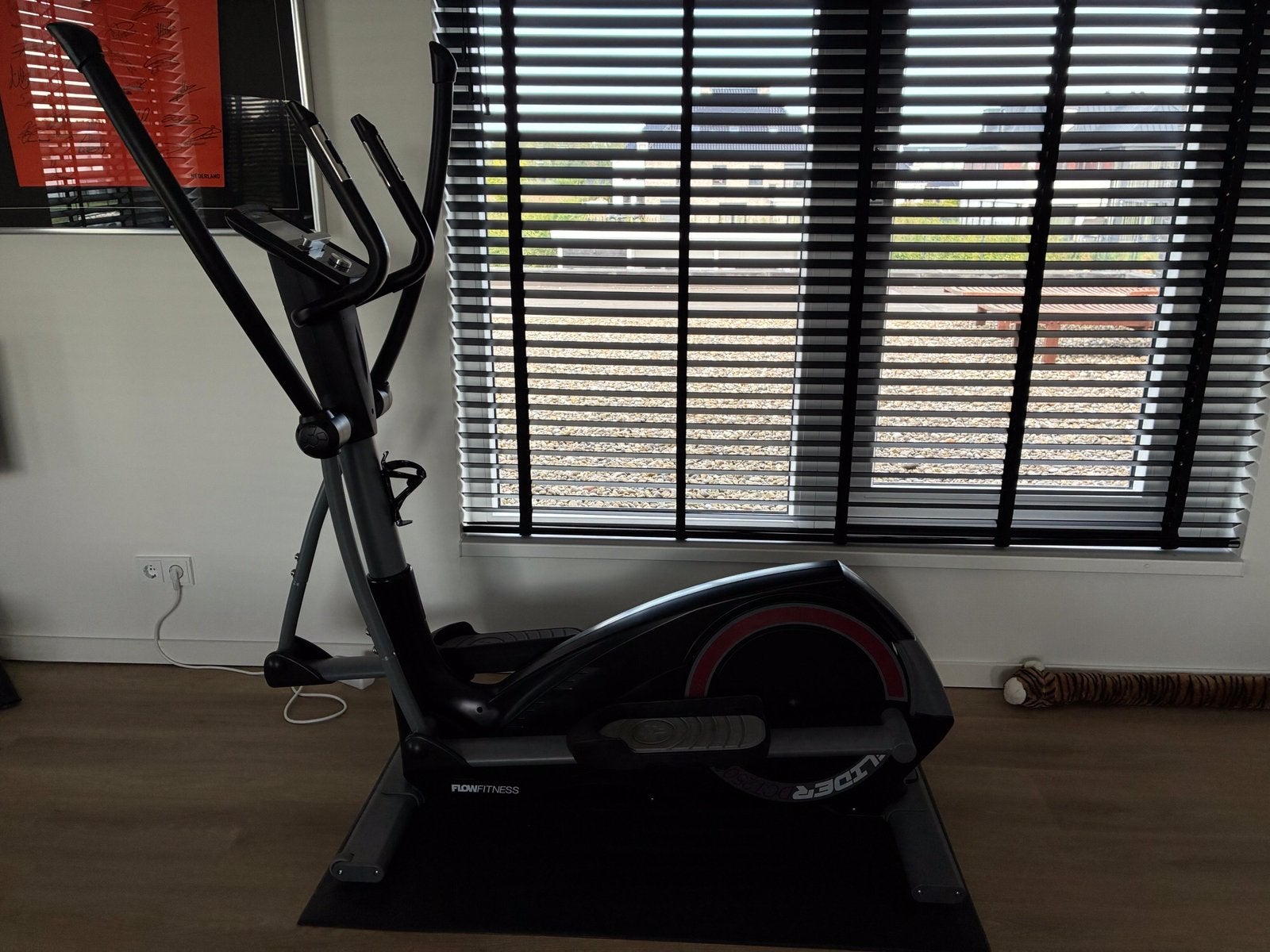 High -end Cross trainer, Flow Fitness Glider DCT2500i, Ophalen of Verzenden, Zo goed als nieuw, Crosstrainer