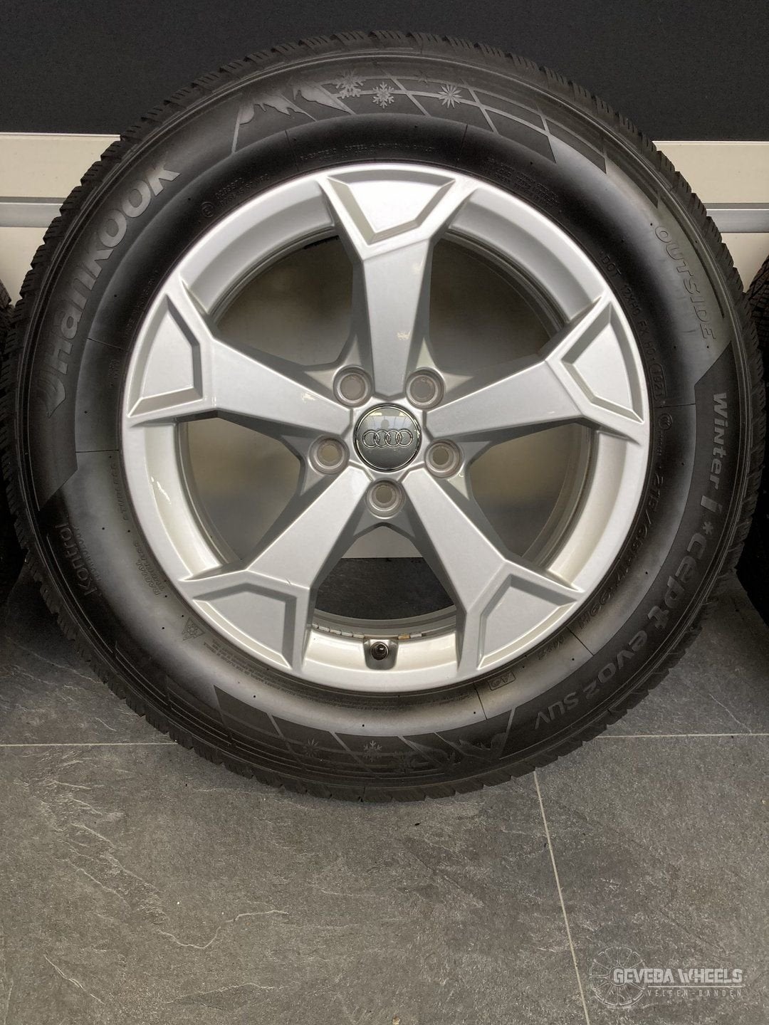 17” originele Audi Q3 F3 velgen + winterbanden 5x112 83A6010, -, -, Banden en Velgen, 17 inch