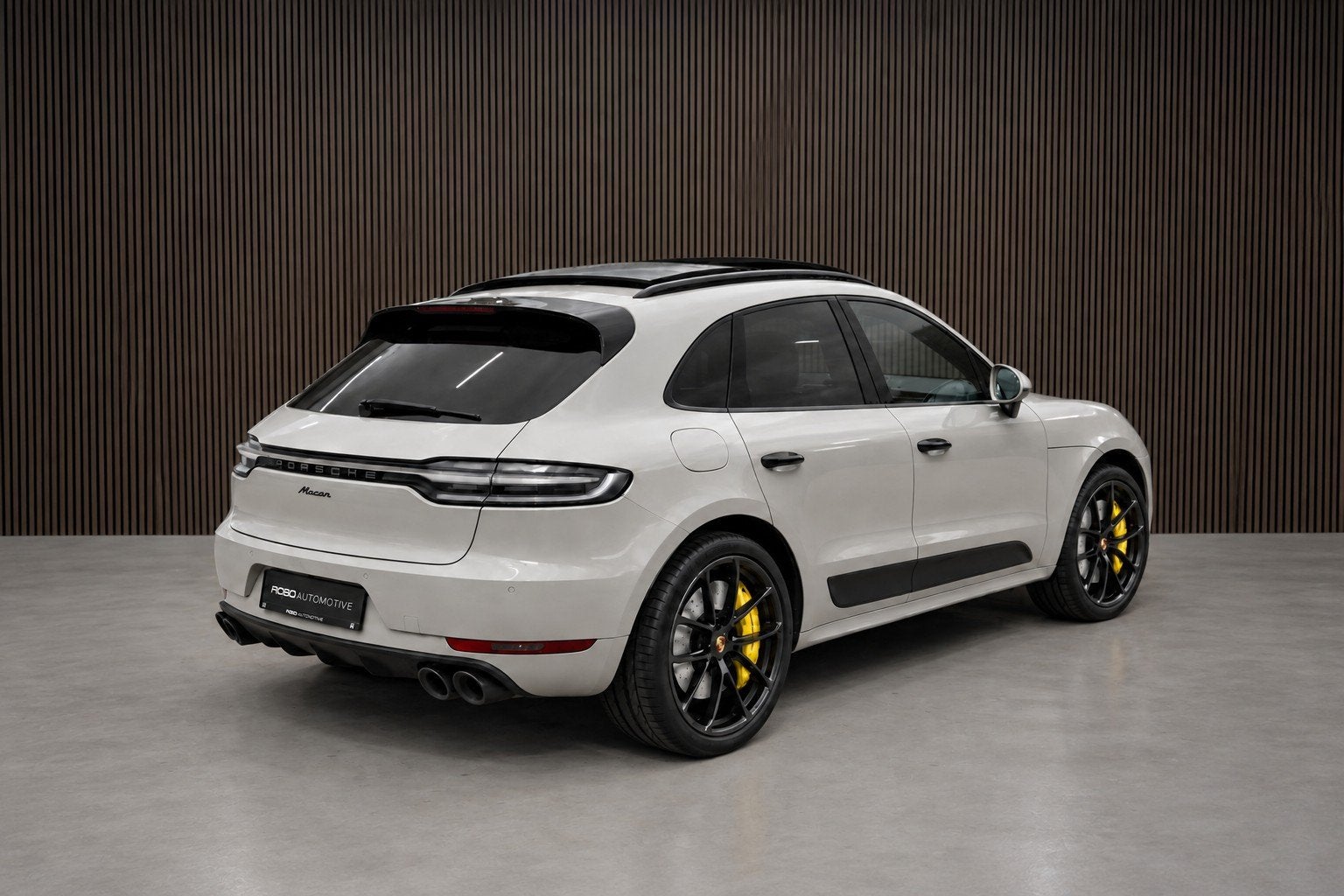 Porsche Macan 2.0 | Panoramadak | Sportchrono | Memory Seats, Automaat, Dealer onderhouden, Gebruikt, Automatische klimaatregeling
